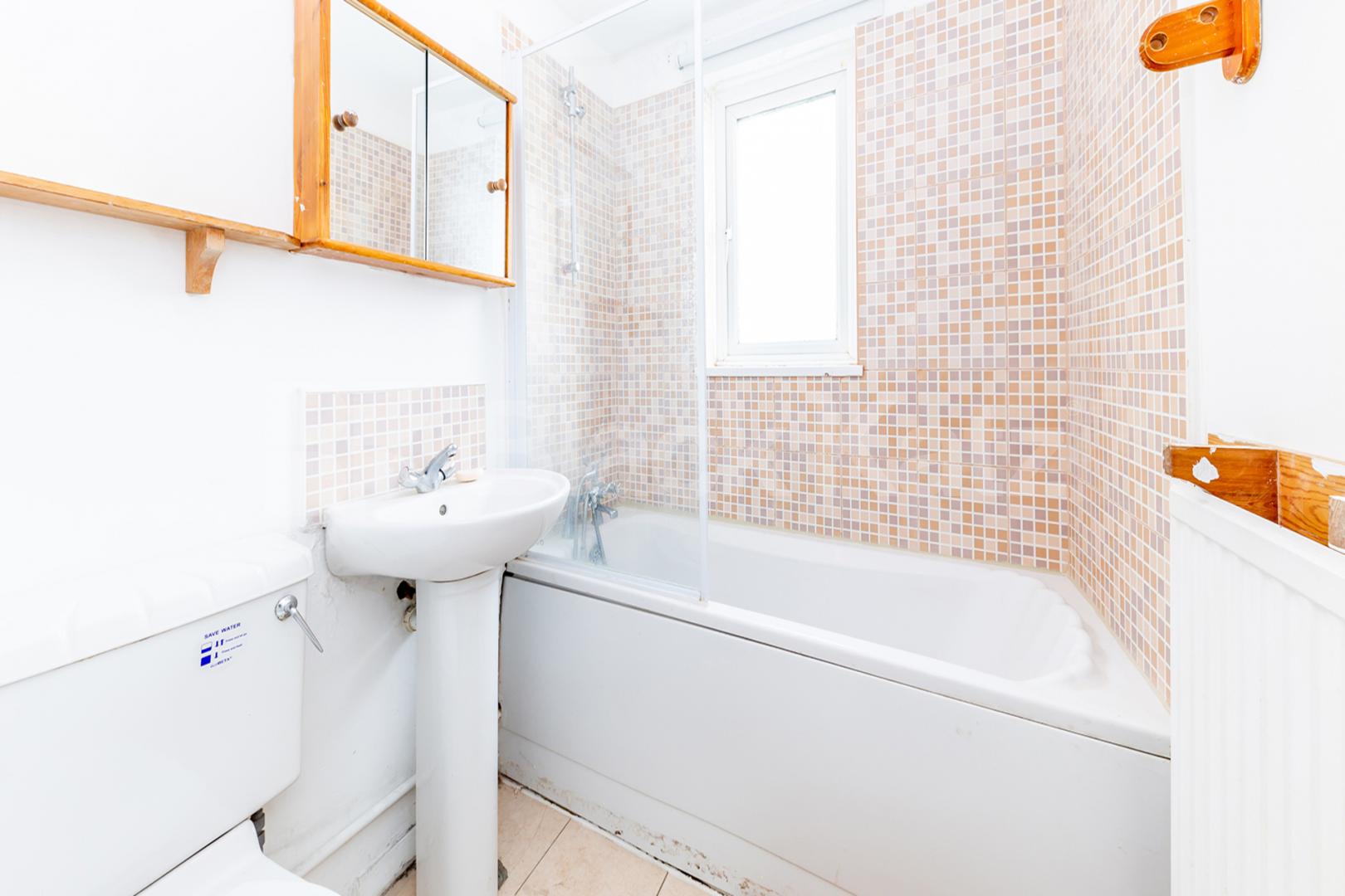 4 bedroom town house with garden close to Tufnell park Station  Penderyn Way, Tufnell park